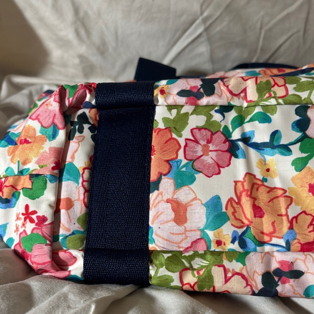LeSportsac Navy and Floral Tote Bag - Picture 6 of 16